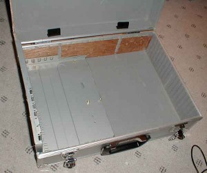 Frugal Lanbox PC toolbox case mod